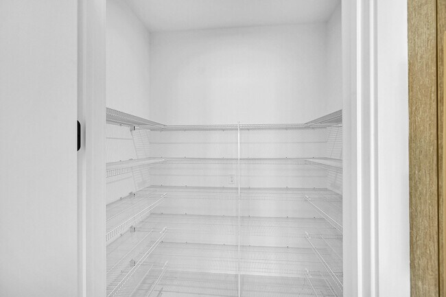 Building Photo - 9528 St Germain Dr