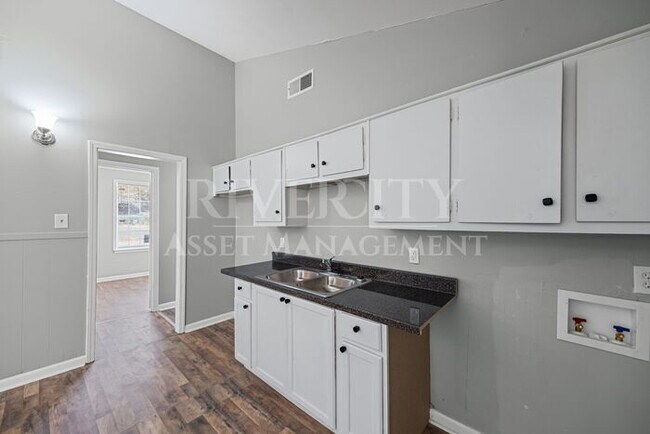 Building Photo - A Must See/ High Vaulted ceiling's & Secti...