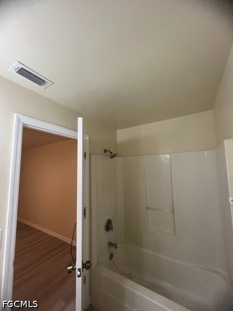 Building Photo - 730 Holmes Ave