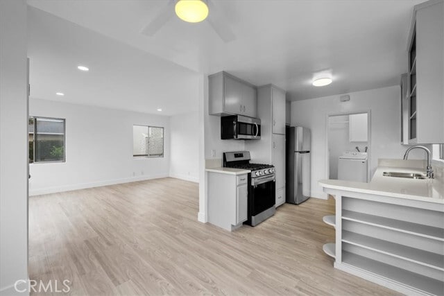 Building Photo - 853 W 23rd St