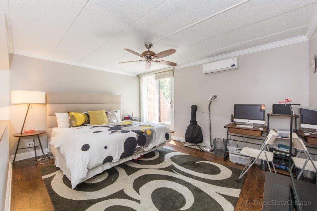 Building Photo - 1153 S Plymouth Ct