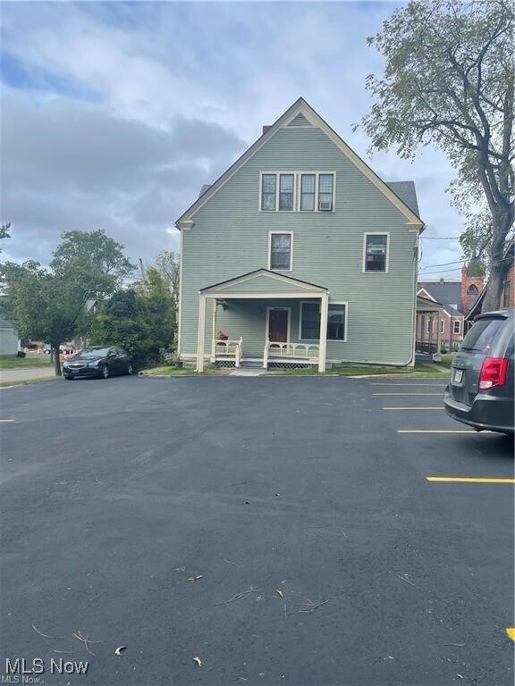Building Photo - 755 Broadway Ave