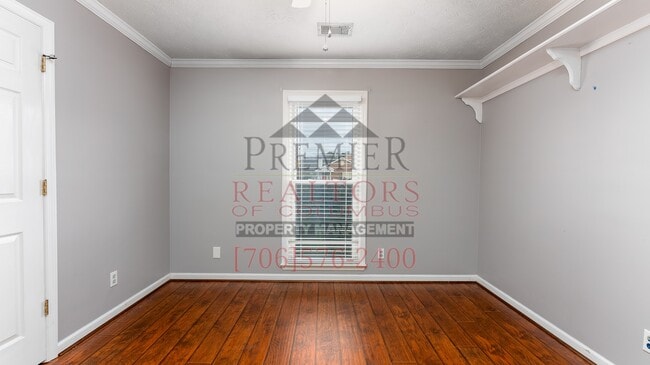 Building Photo - 7039 Stoneybrook Dr