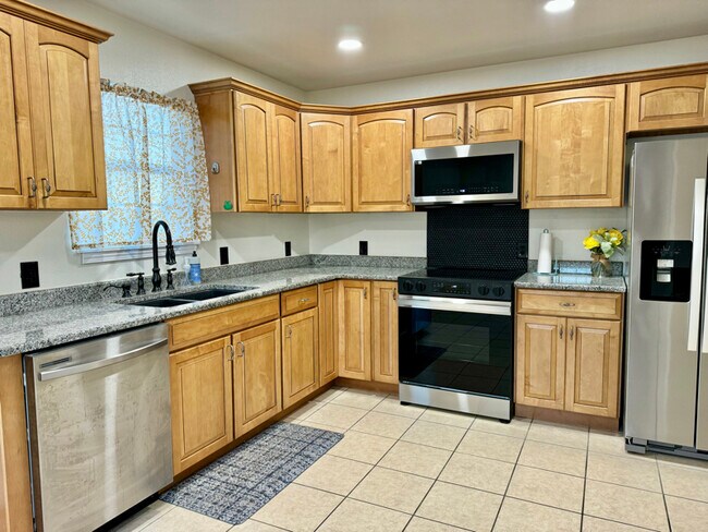 Building Photo - 6349 FL-189