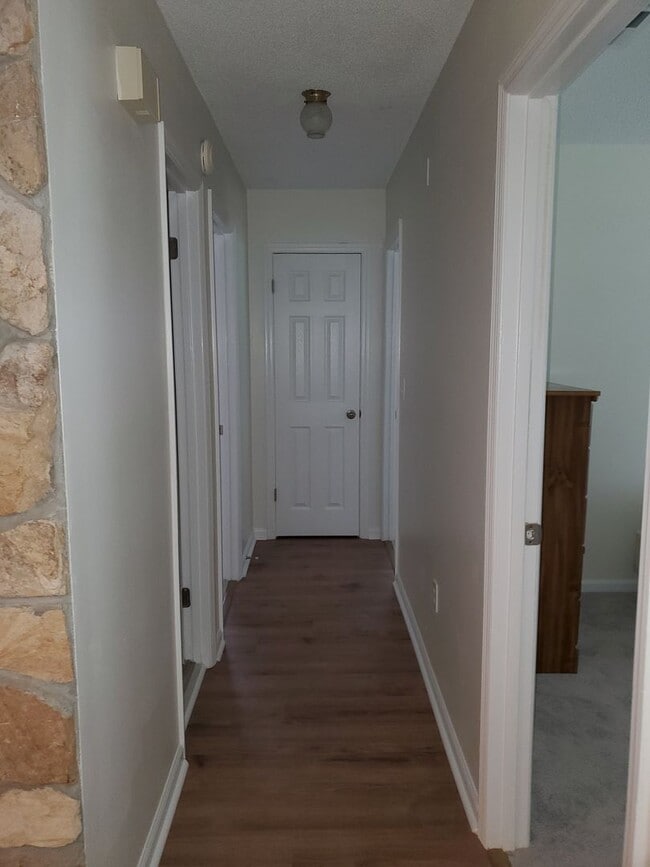 Building Photo - 4591 Garwood Dr
