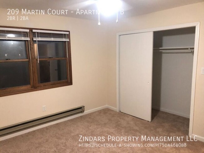 Building Photo - 209 Martin Ct