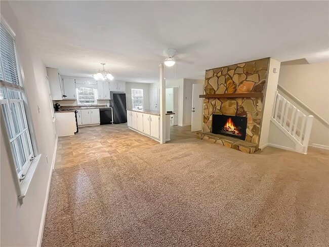 Building Photo - 4125 Maple Ferry Dr