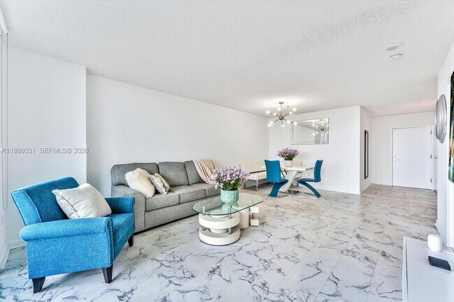 Building Photo - 90 Alton Rd