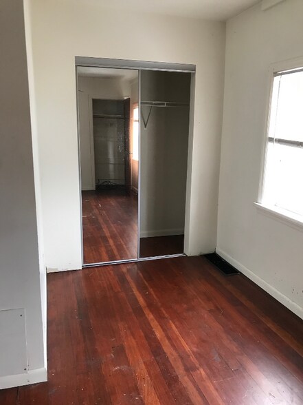 Building Photo - 2816 Edwards Wy