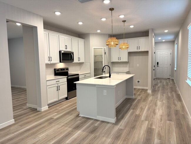 Building Photo - 96549 Stillpoint Wy