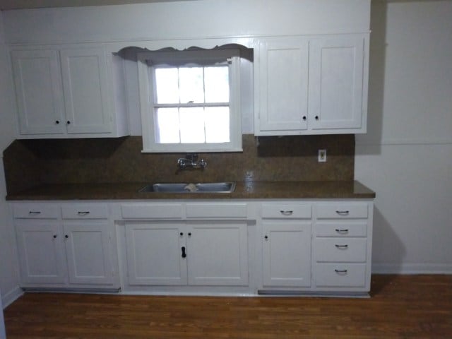 Building Photo - 3410 Brook Cir