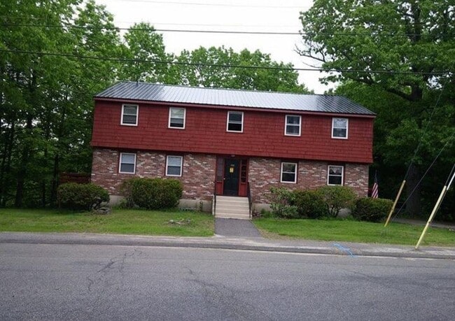 Building Photo - 122 Pleasant St