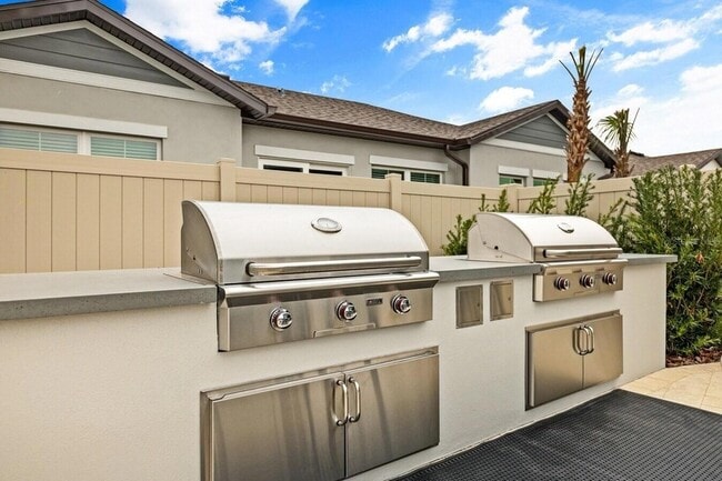 Building Photo - 1110 Evergreen Isles Dr