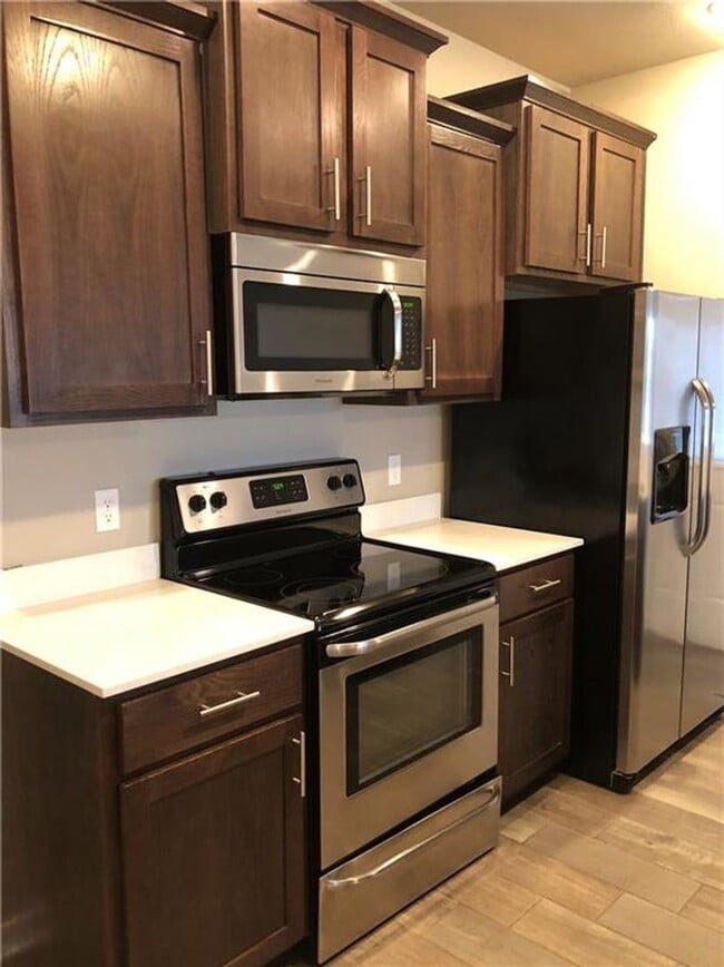 Building Photo - 504 W Weymouth