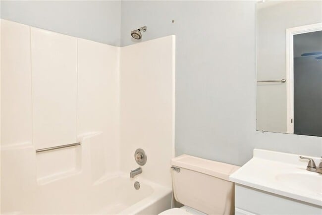 Building Photo - 4165 Little Springs Rd