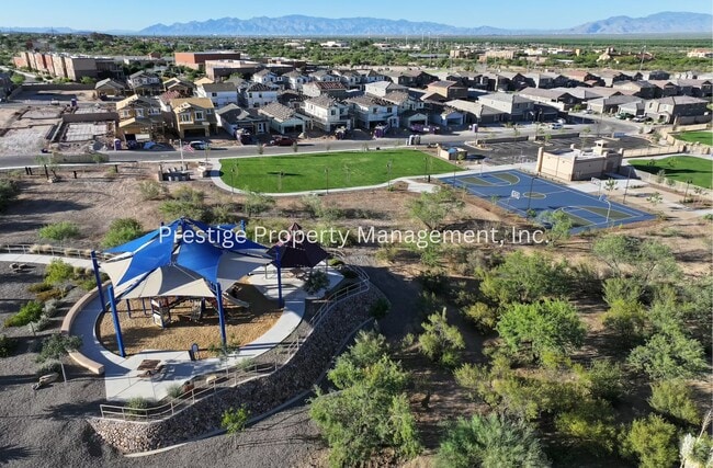 Building Photo - Spacious, Rancho Sahuarita Beauty!