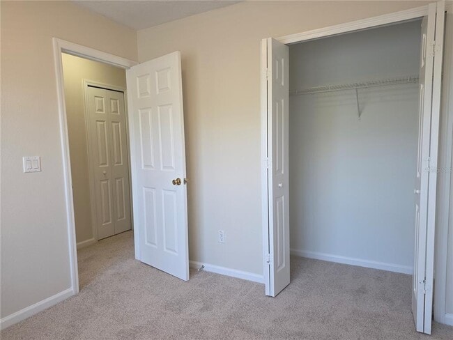 Building Photo - 16661 Cedar Crest Dr