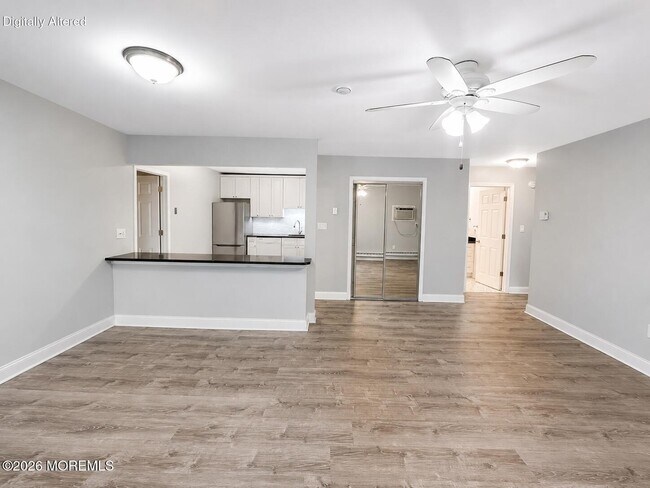 Building Photo - 115 Amberly Dr