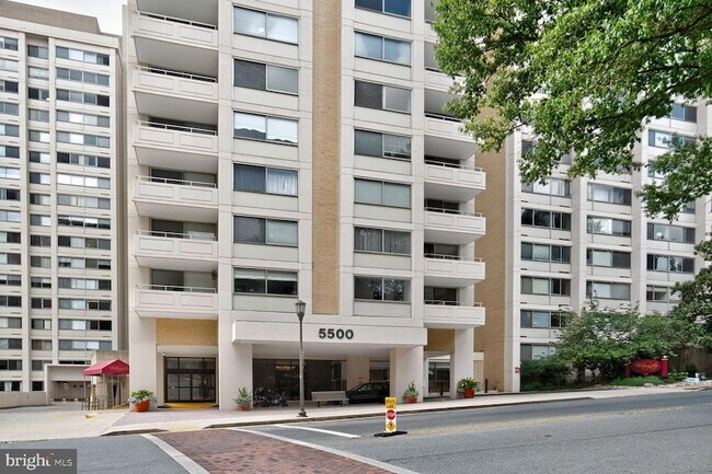 Building Photo - 5500 Friendship Blvd