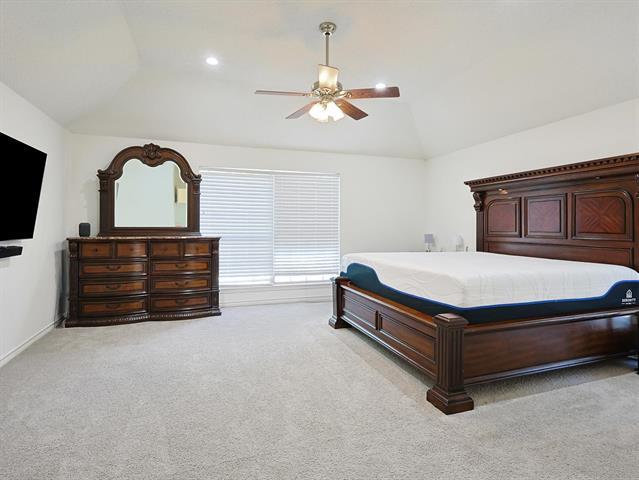 Building Photo - 501 Halifax Ln