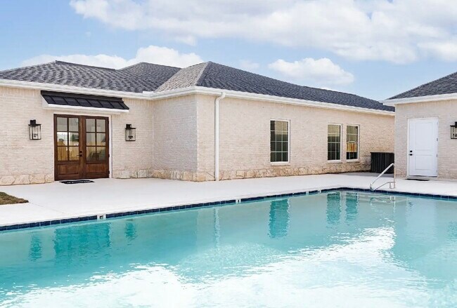 Building Photo - 9826 Clifden St