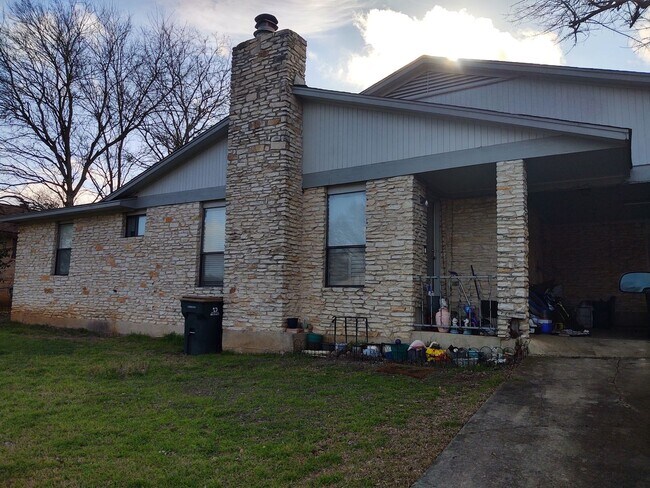 Building Photo - 240 & 242 Craddock Street