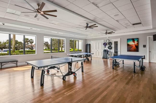 Building Photo - 13596 Weyburne Dr