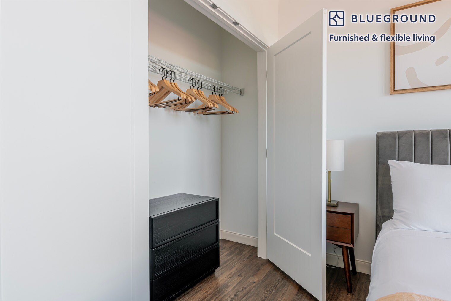 Building Photo - 245 Walnut St