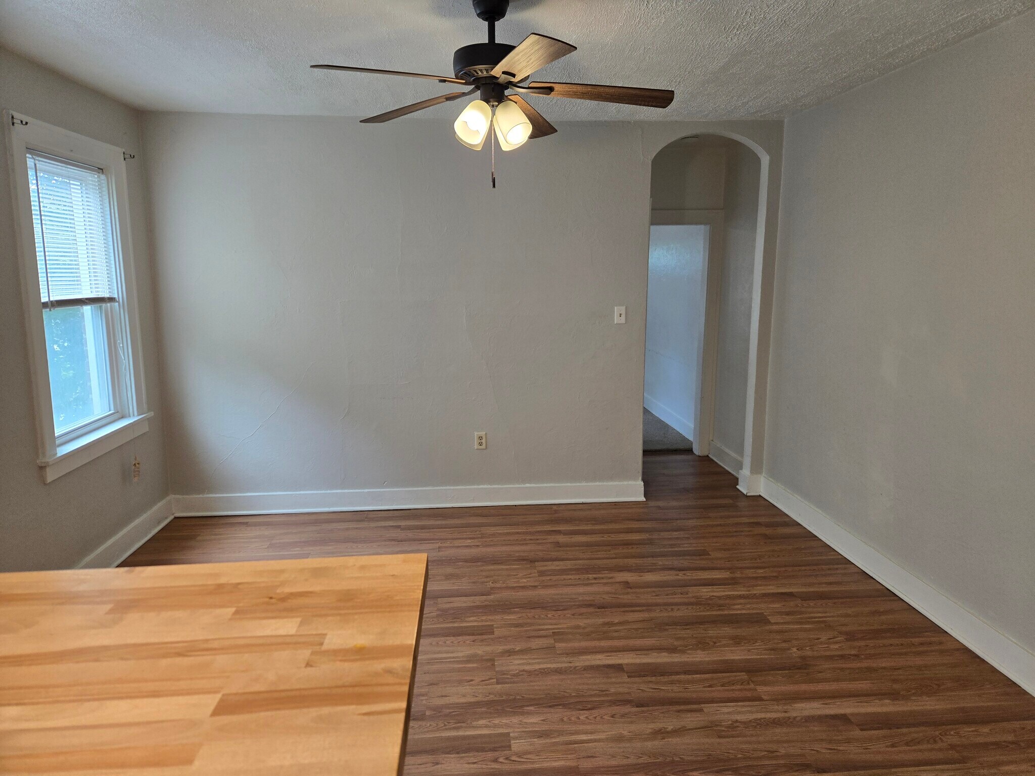 Den or Living Room - 523 Castle Shannon Blvd