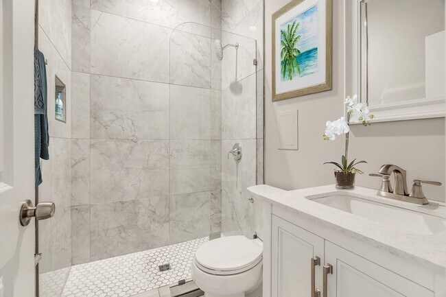 Building Photo - 3324 Michigan Ave