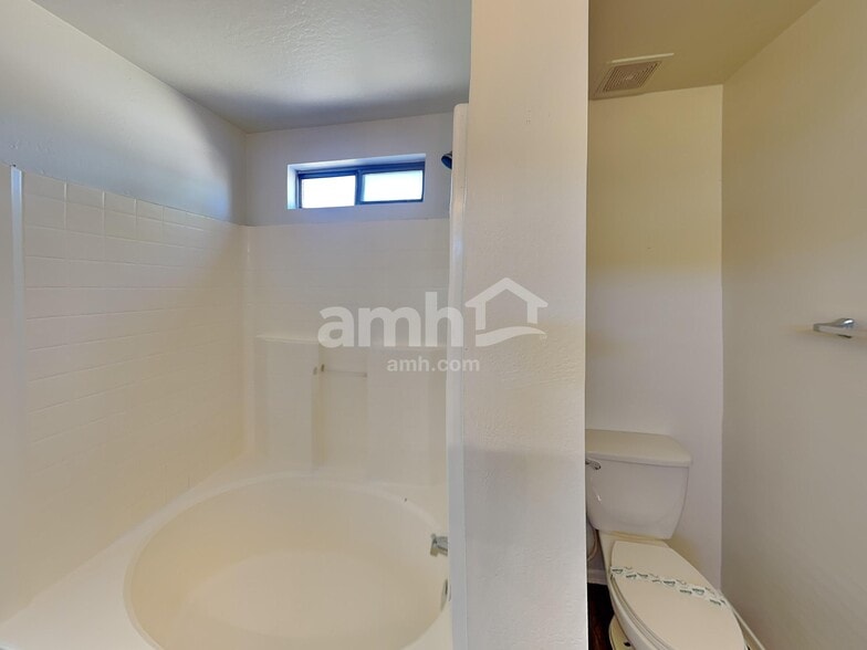 Building Photo - 14908 N 125th Ln