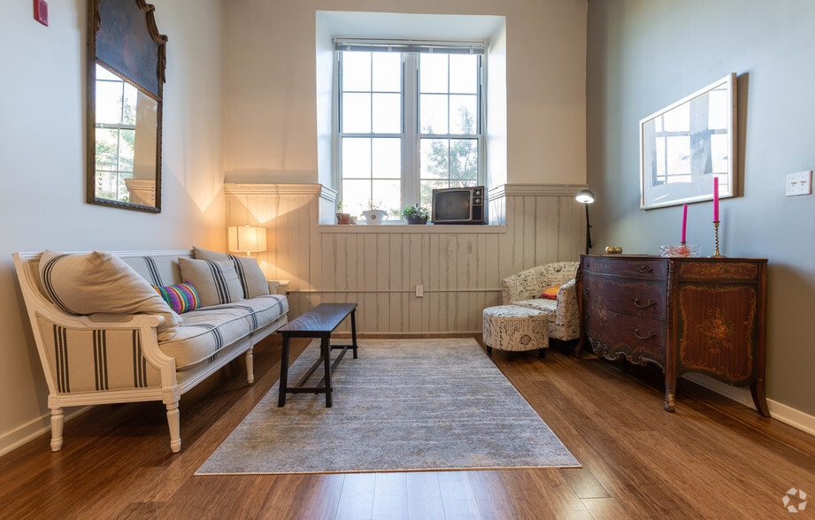 2BR, 2BA - Whitney - Union Mill