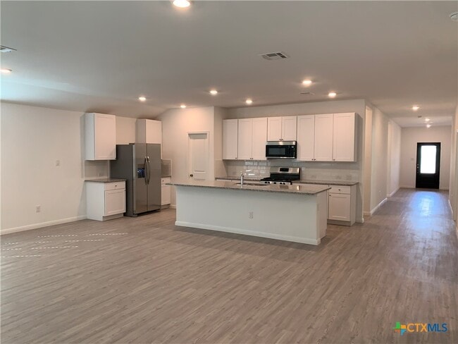 Building Photo - 458 Fairy Duster Dr