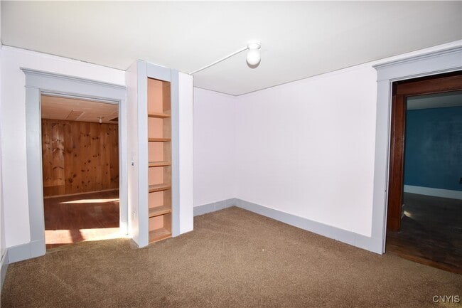 Building Photo - 248 East Ave