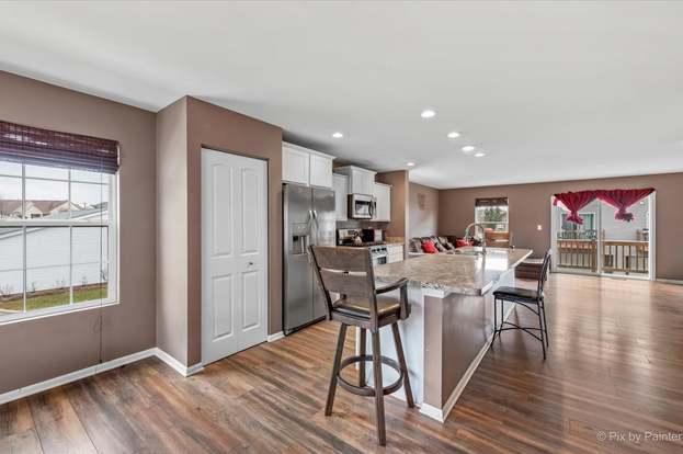 Building Photo - 2270 Aurora Dr