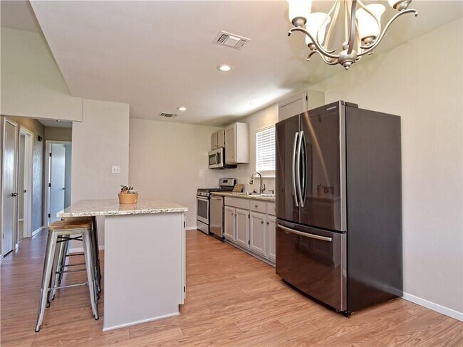 Building Photo - 11514 Fast Horse Dr