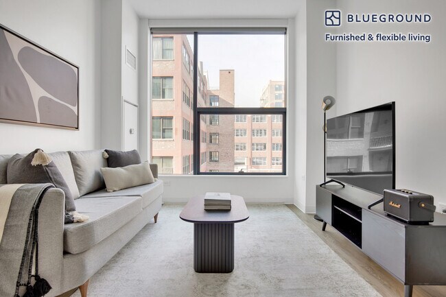 Primary Photo - 808 W Van Buren St