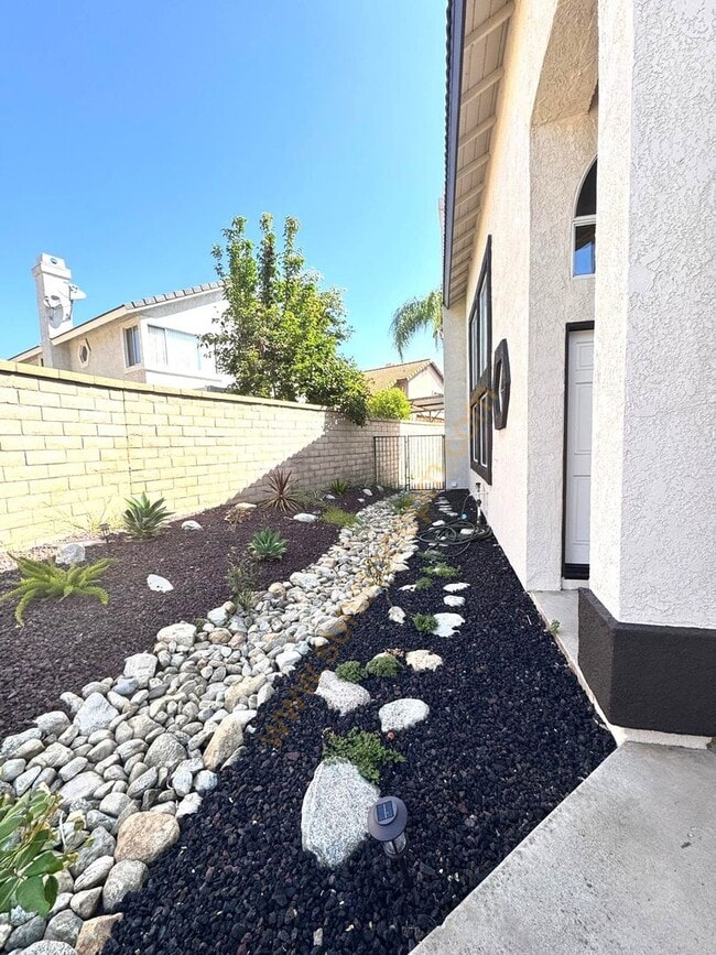 Building Photo - FULLY REMODELED CHINO HILLS BEAUTY! 4 BEDROOMS OFFICE 3-CAR GARAGE TOP SCHOOLS