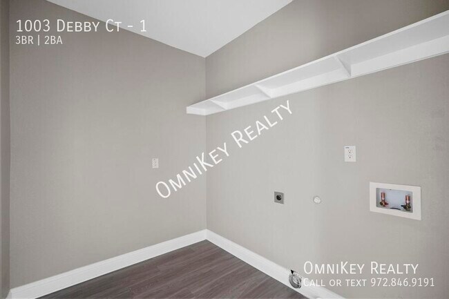 Building Photo - 1003 Debby Ct