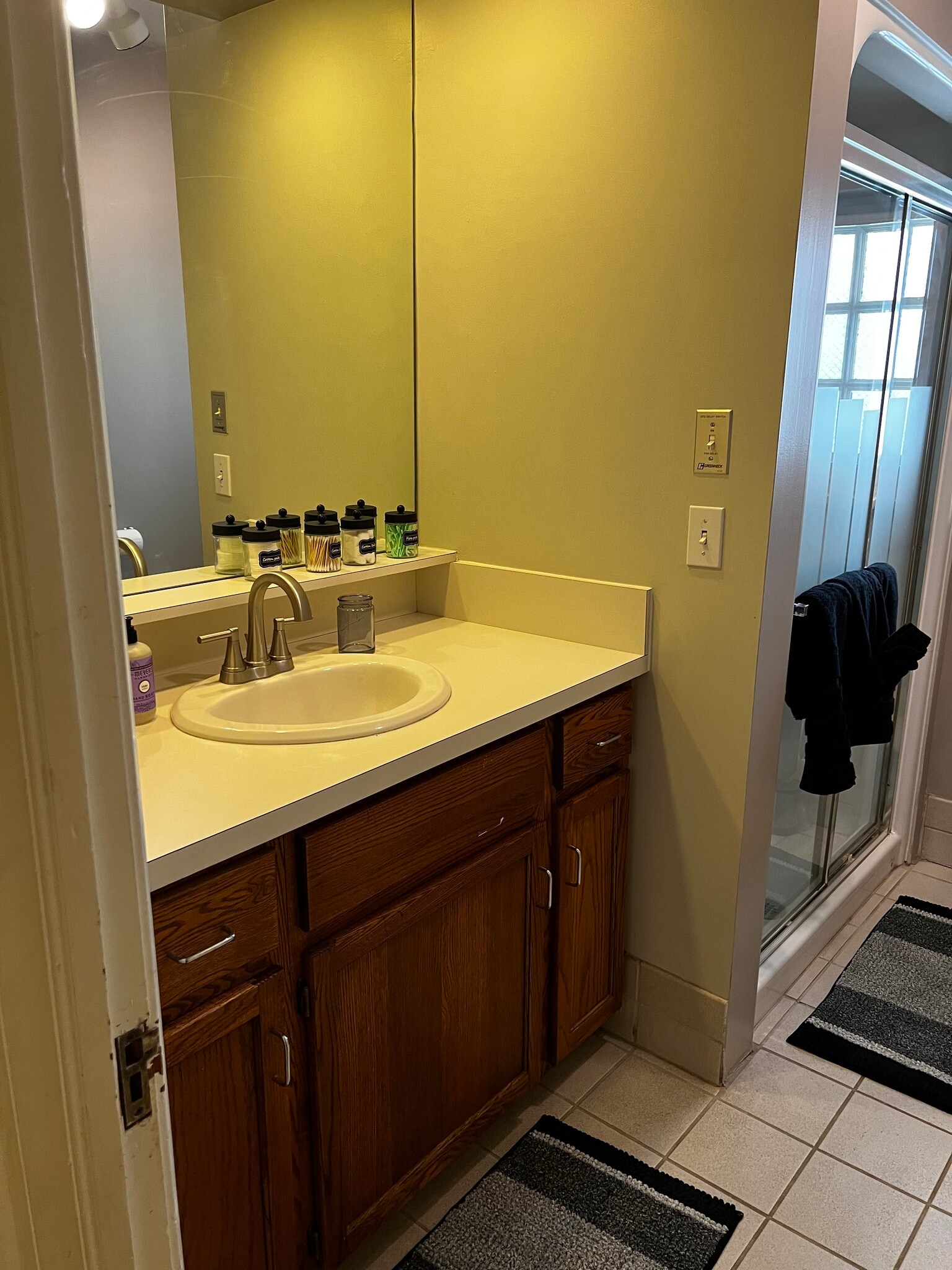 Building Photo - 24 S River St