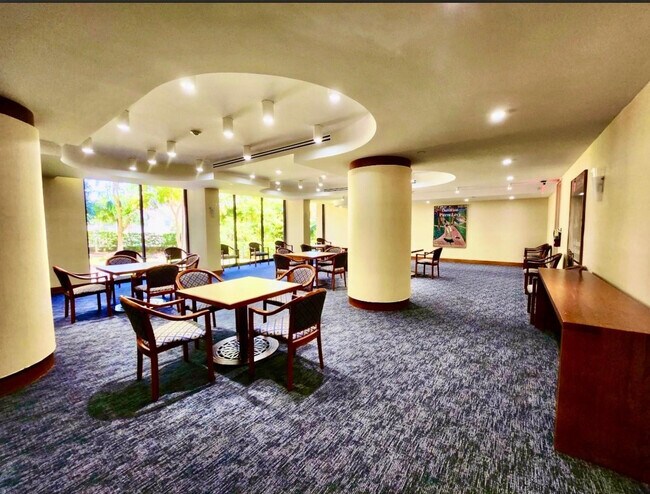 Building Photo - 19355 Turnberry Way