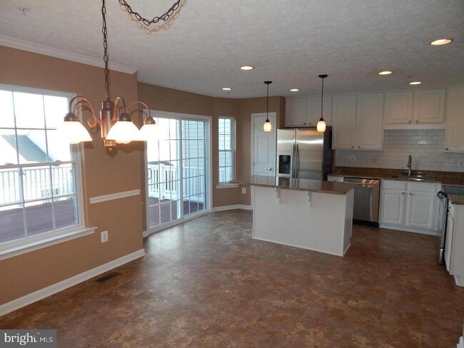 Building Photo - 1983 Cullen Way