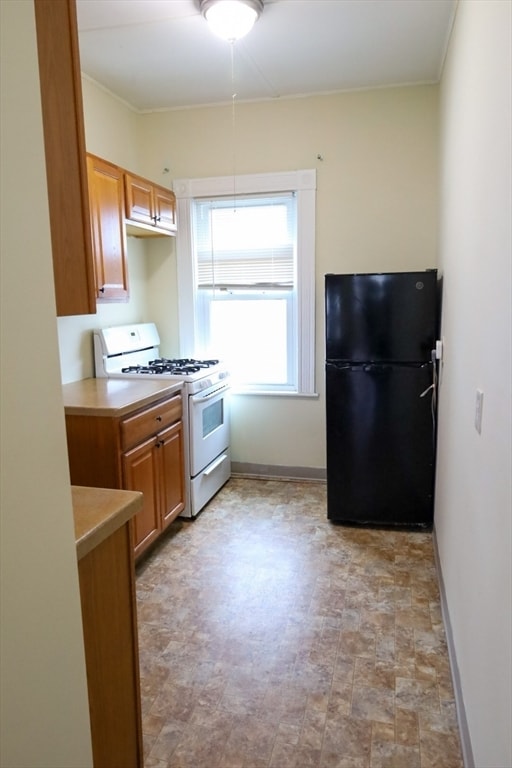 Building Photo - 159 Covel St