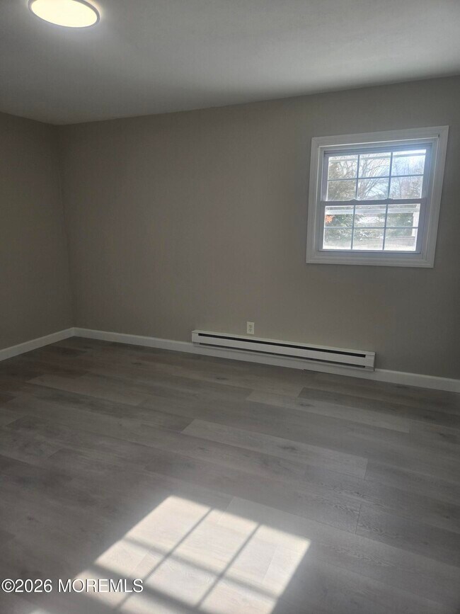 Building Photo - 361 Constitution Dr