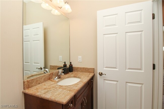 Building Photo - 6657 Alden Woods Cir