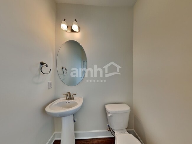 Building Photo - 5448 Lake Water Ct