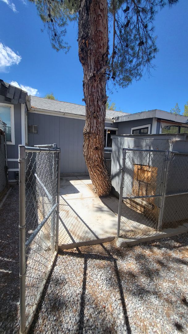 Building Photo - 521 Alaska Way