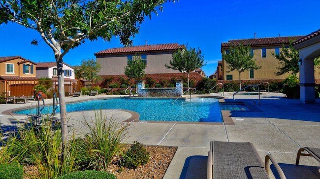 Building Photo - 7680 Lots Hills Dr