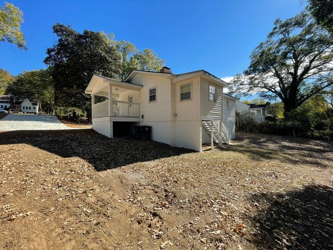 Building Photo - Updated 3/1 House in South Rome- $1,295