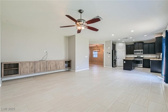 Building Photo - 9137 Sea Mink Ave